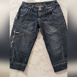 final Sale 💫 💫 Vintage Y2K Bubblegum Bermuda style